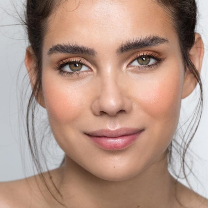 افضل 4 خلطات لتكبير الشفايف وتوريدها دون اللجوء لعمليات التجميل