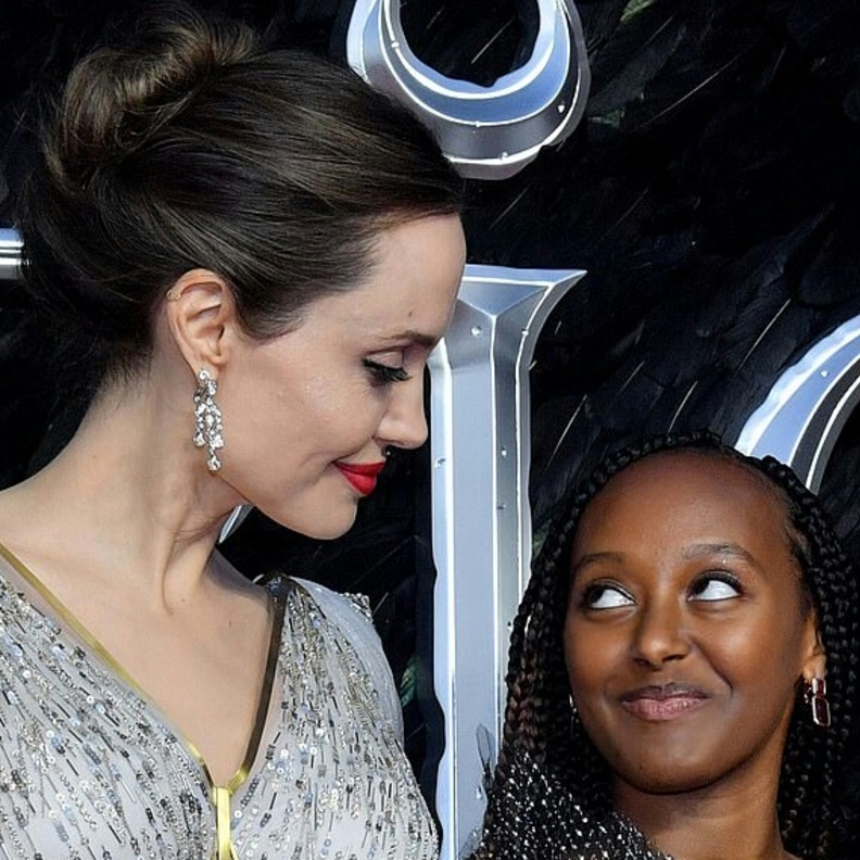 أنجلينا جولي و زهارا 