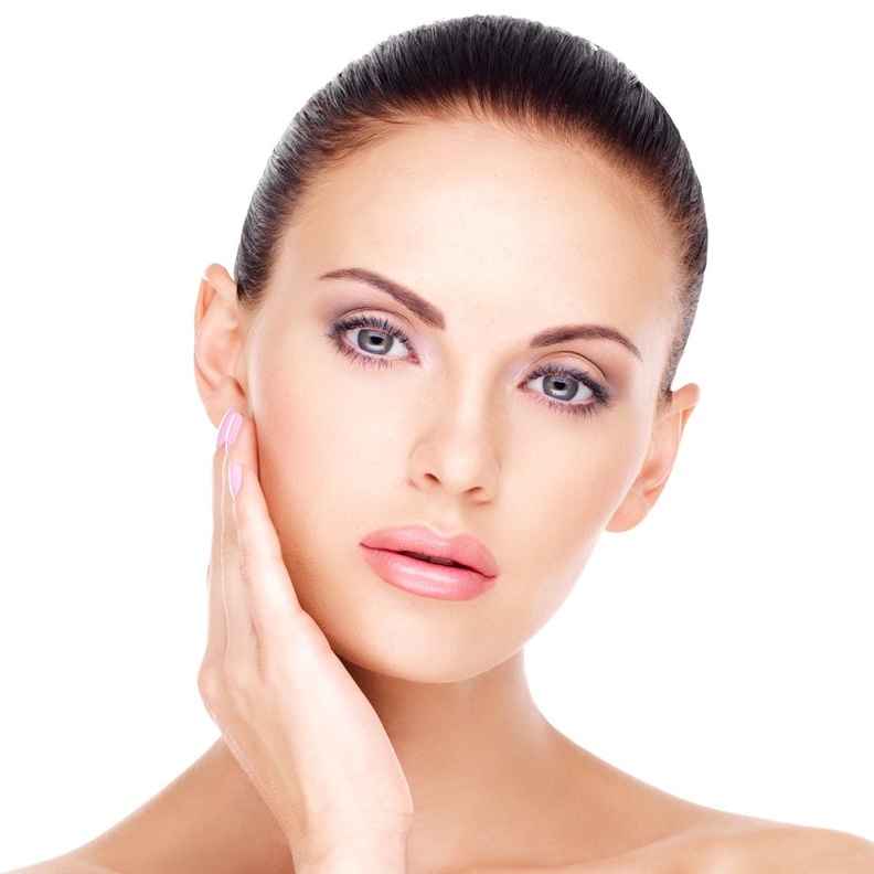  5 ماسكات مغربية لتفتيح البشرة في فصل الصيف