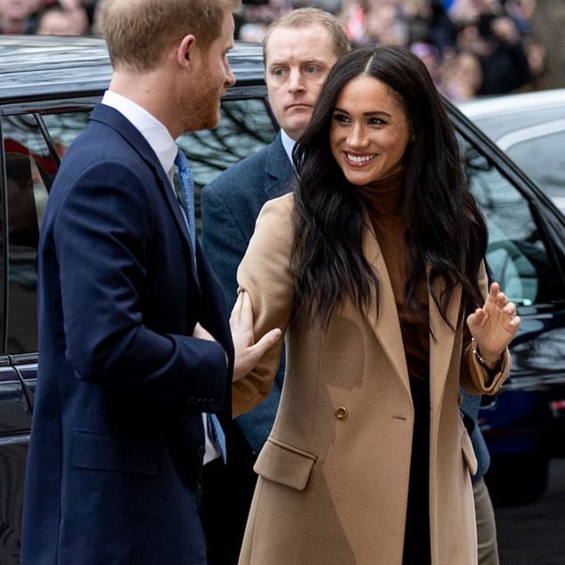  قرار هاري وميغان غير خطط الأمير تشارلز