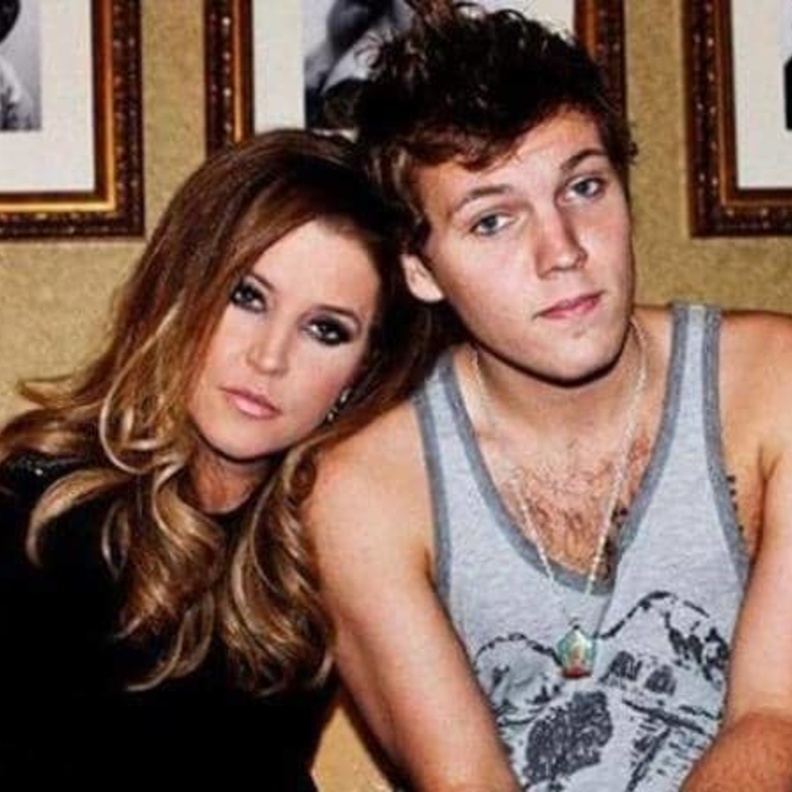 حفيد الفيس بريسلي 