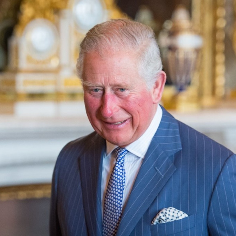  الأمير تشارلز يثق بشقيقته إلى أبعد الحدود