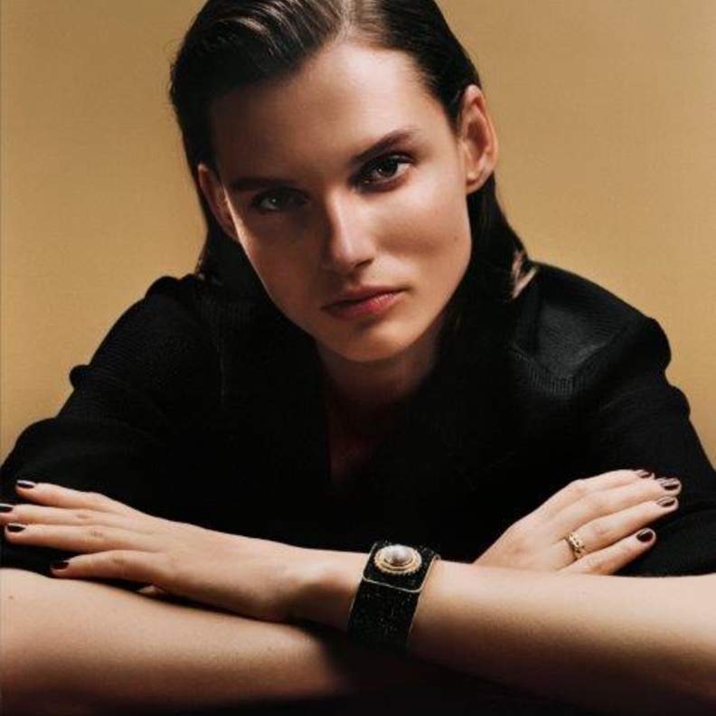  ساعات MADEMOISELLE PRIVÉ BOUTON.. أهلاً بكم بعالم أزرار CHANEL