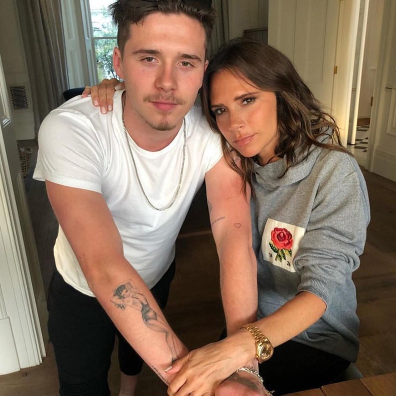  فيكتوريا بيكهام تعتزم حرمان ابنها الأكبر بروكلين بيكهام من الميراث