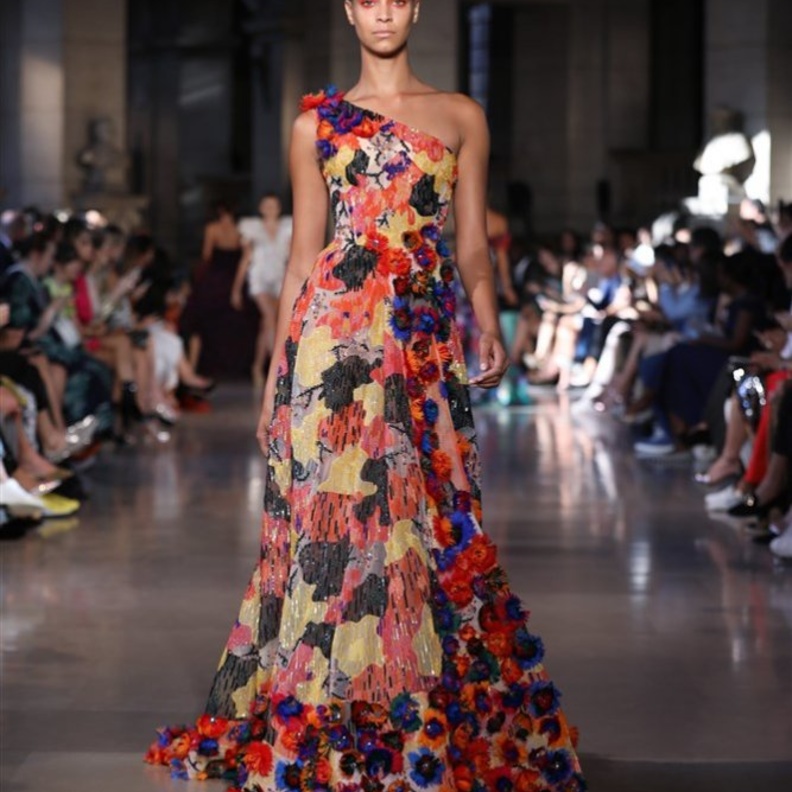  فستان من مجموعة رامي قاضي