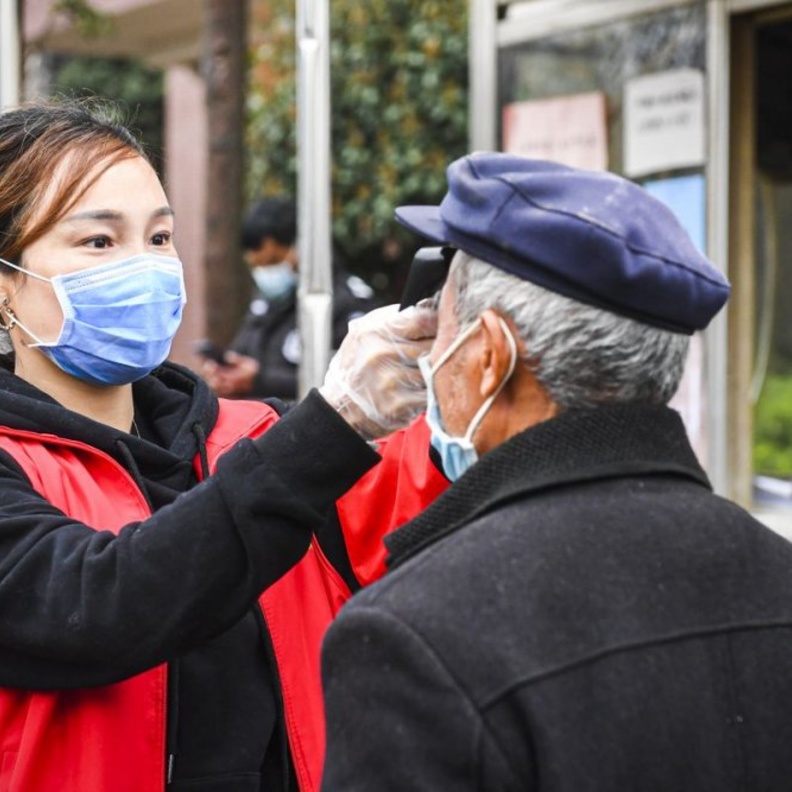 كبار السن هم الأكثر عرضة للوفاة بسبب كورونا