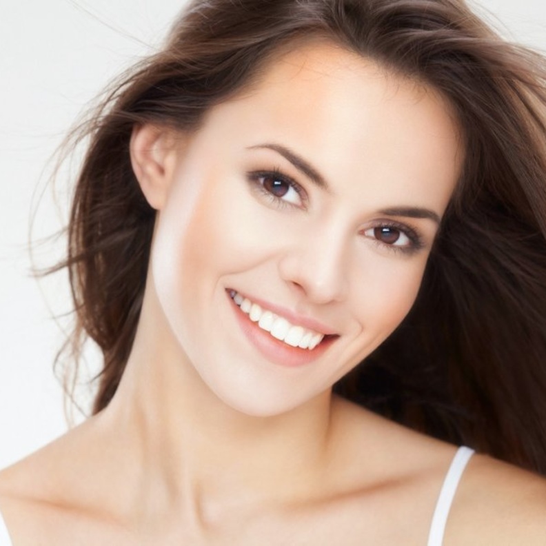 تخلصي من تصبغات الجلد واحصلي على بشرة نضرة من خلال تقنية الليزر