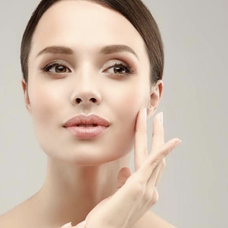 طريقة الحفاظ على مرونة بشرتك بالطرق الطبيعية