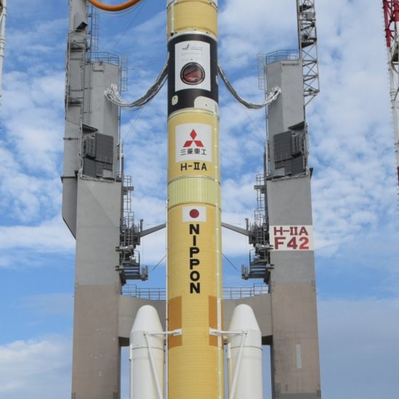 مسبار الأمل الإماراتي يبدأ رحلته التاريخية إلى كوكب المريخ