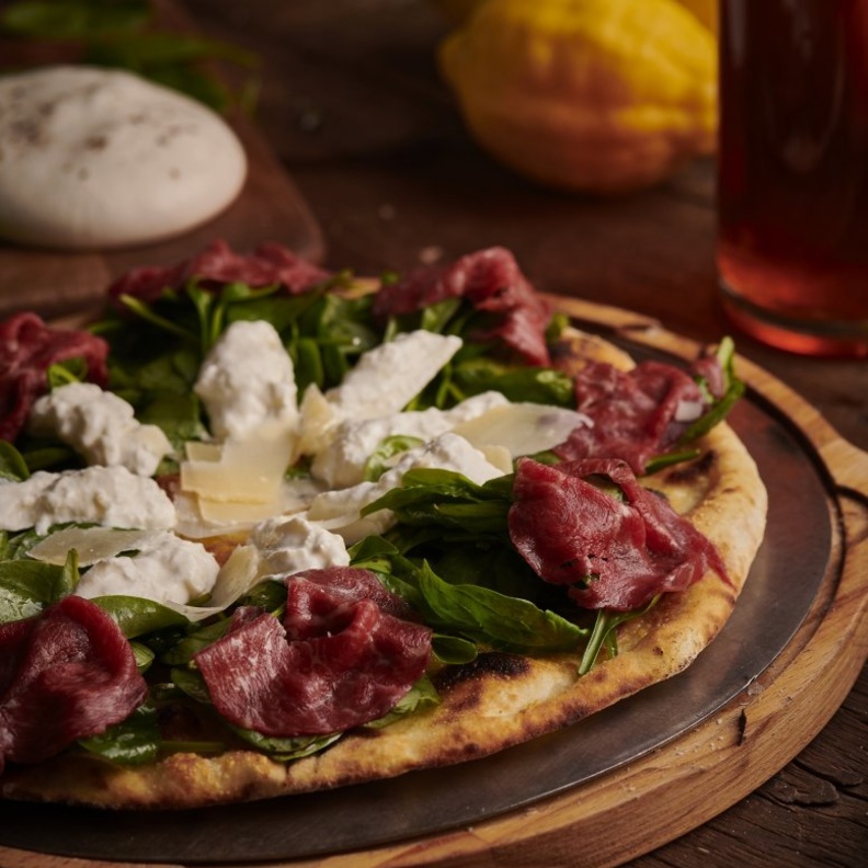 جانب من أصناف مطعم لويجيا