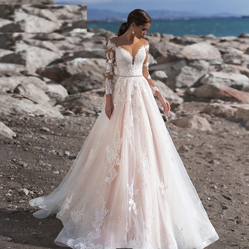  اختاري فستان الزفاف المناسب لشكل جسمك