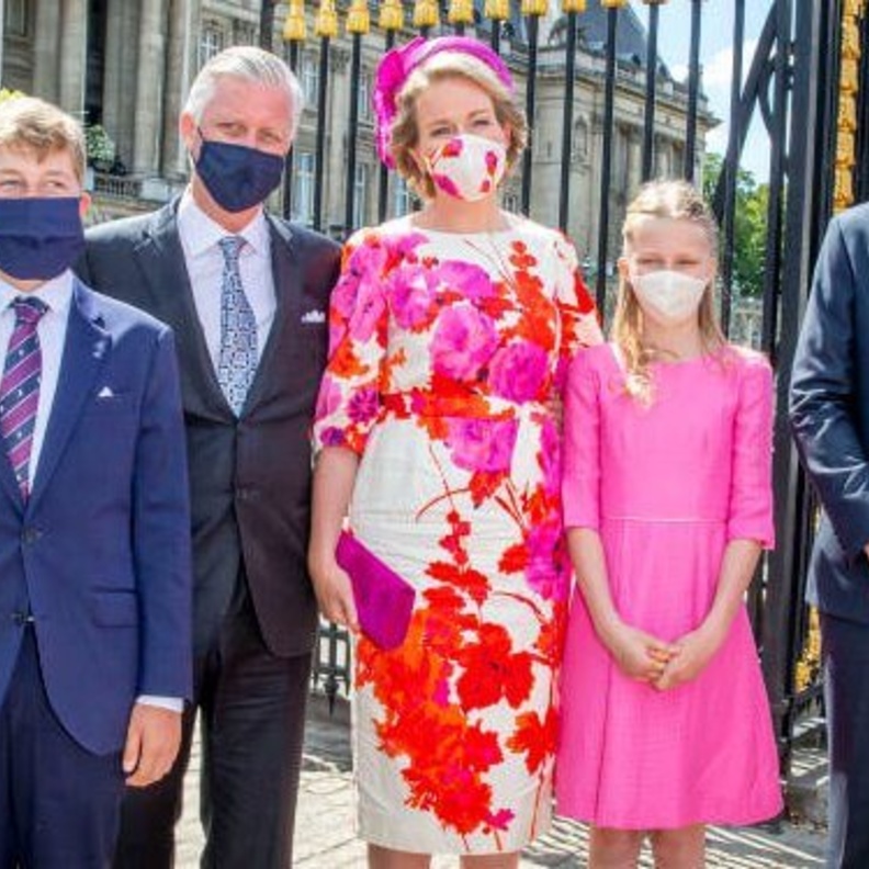 الملك فيليب والملكة ماتيلد يتقدمان الاحتفال باليوم الوطني