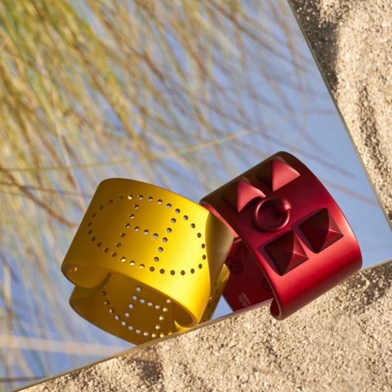 أساور كف مضيئة من Hermès بمناسبة عيد الأضحى 