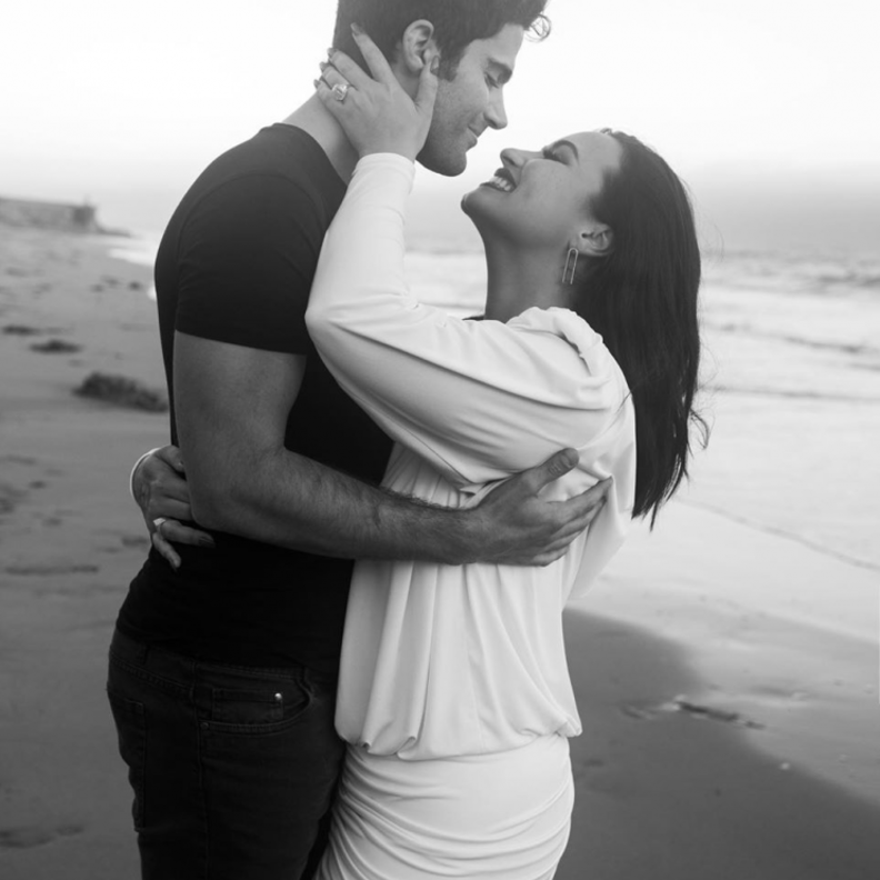 ديمي لوفاتو و ماكس إيريك 