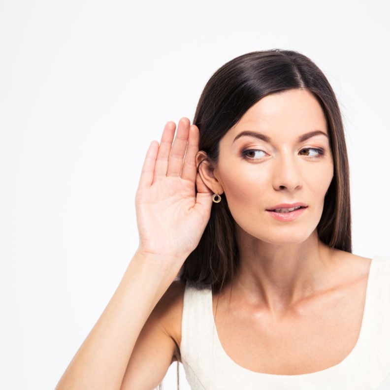 ضعف السمع قد يكون دليلاً على الاصابة بفيروس كورونا