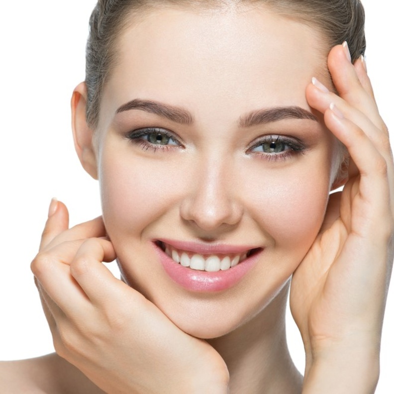 وصفات طبيعية لاستعادة نضارة البشرة في يوم واحد