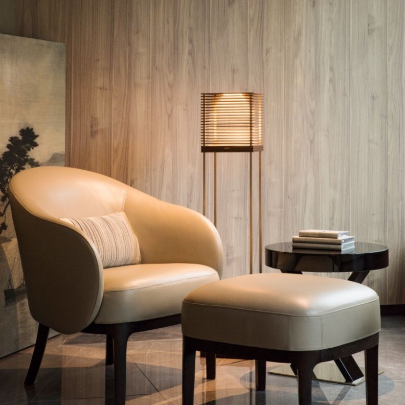  البيج مع الخشب في ديكور زاوية منزل من أرماني Armani