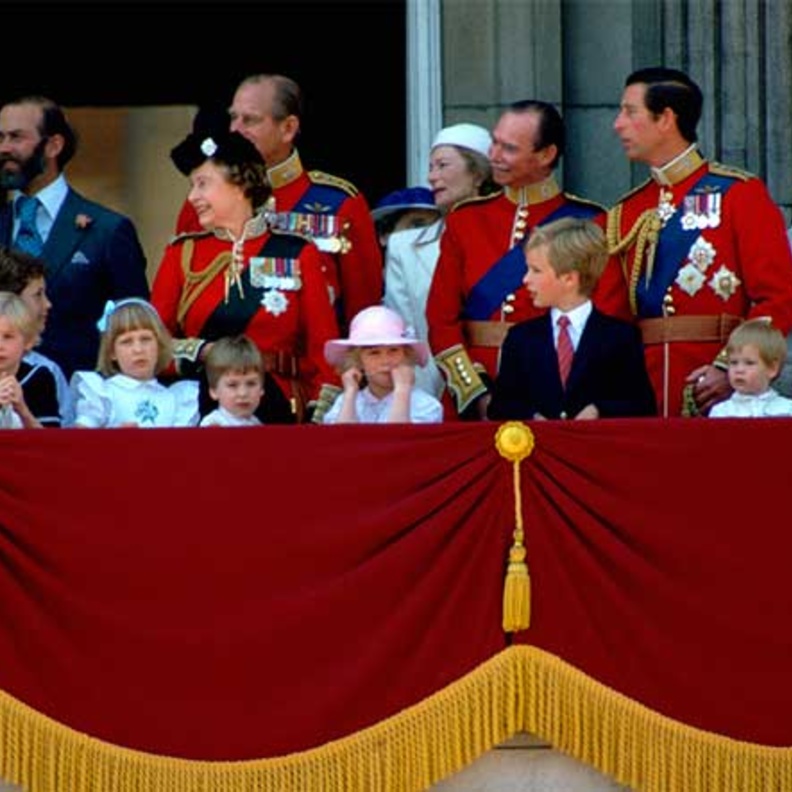  تحذيرات الأميرة آن لأبنائها قبل الظهور في الشرفة الملكية