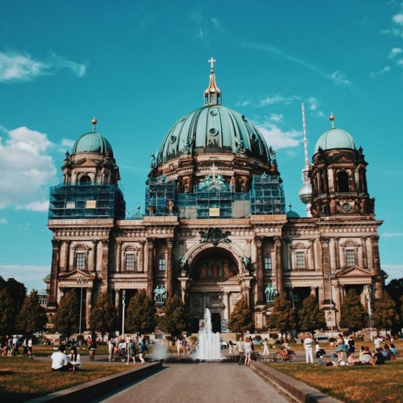 متعة السياحة في برلين بواسطة Viviana Ceballos