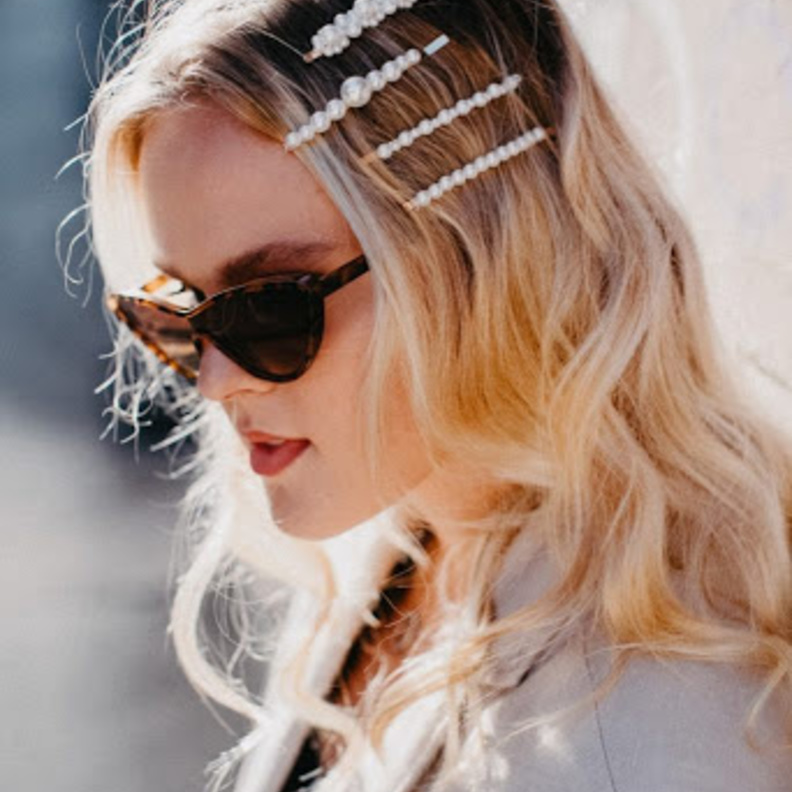  زيني شعرك بدبابيس متنوعة