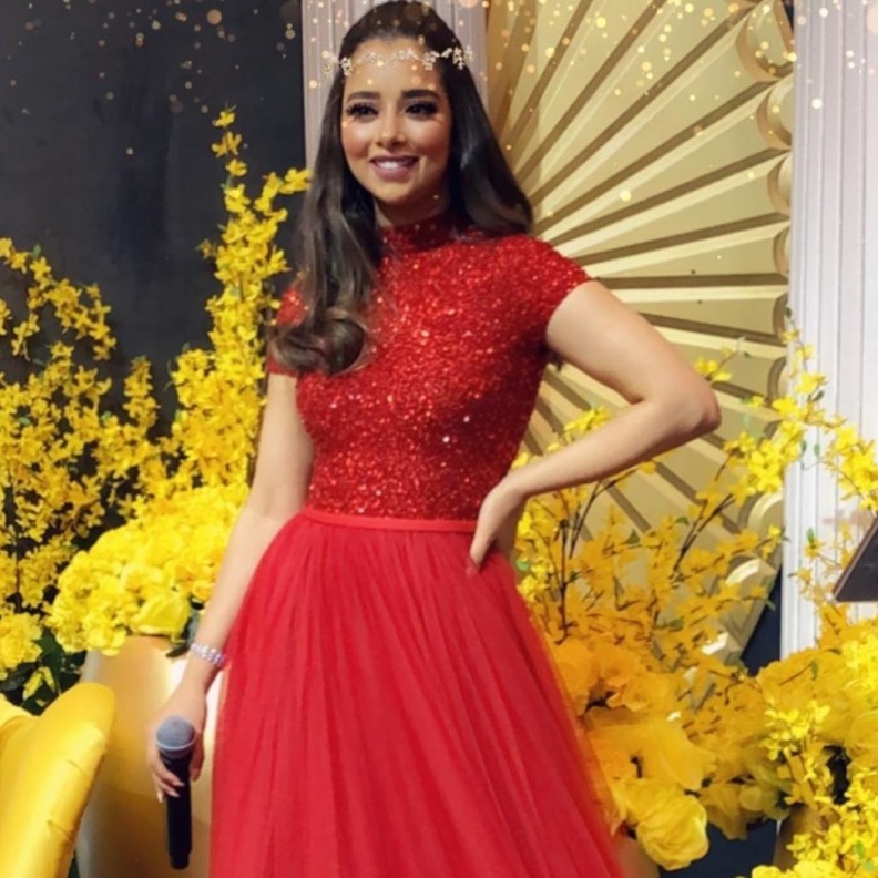  بلقيس بفستان من يوسف الجسمي