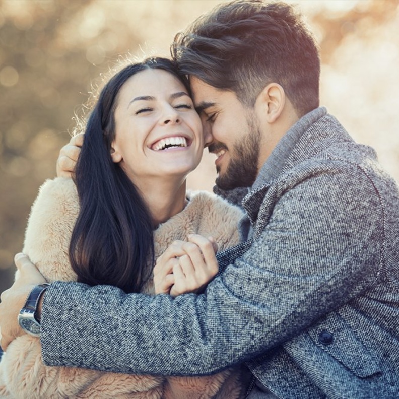  كيف تتعاملين مع عريسك الخجول