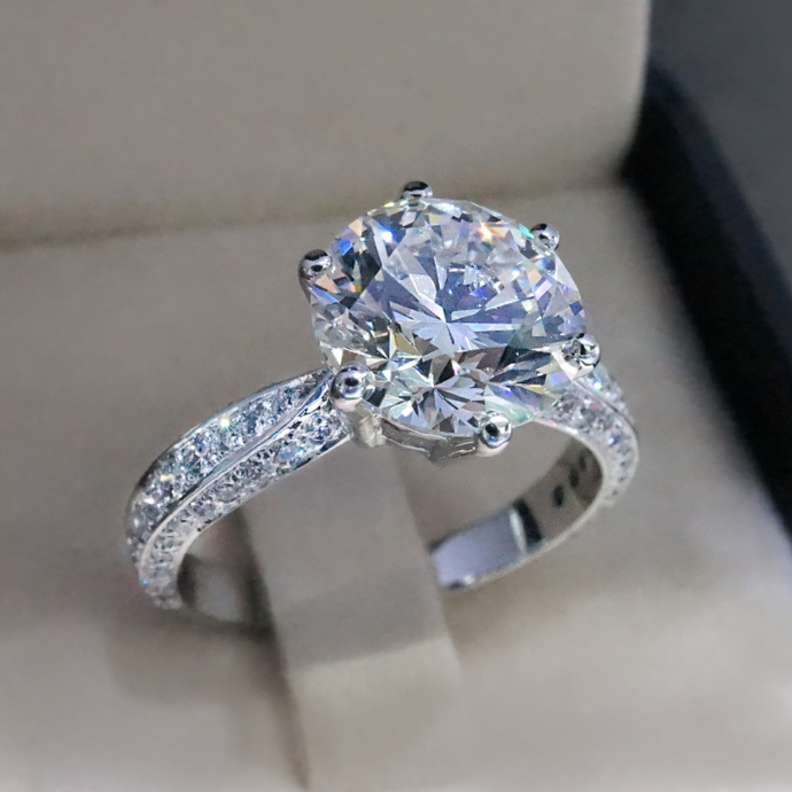 نصائح لاختيار دبلة الخطوبة المناسبة لشخصيتك