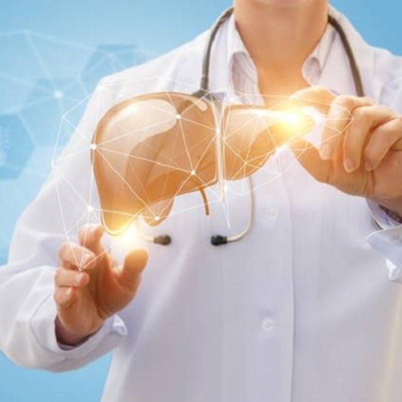  أطعمة مهمة لتنظيف الكبد من السموم