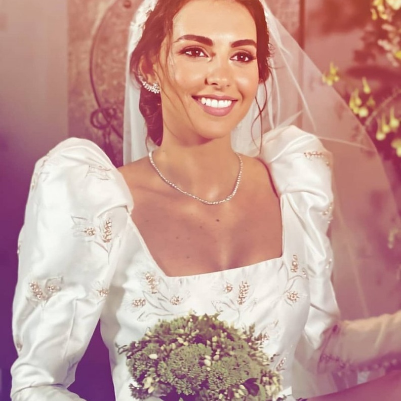 فاليري أبو شقرا عروس فاتنة بتوقيع ديور