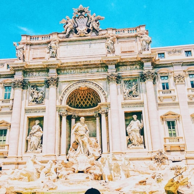نافورة تريفي Trevi Fountain بواسطة molly archer