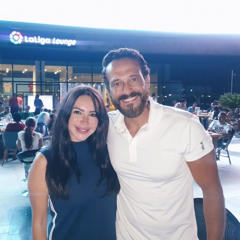 يوسف الشريف وزوجته