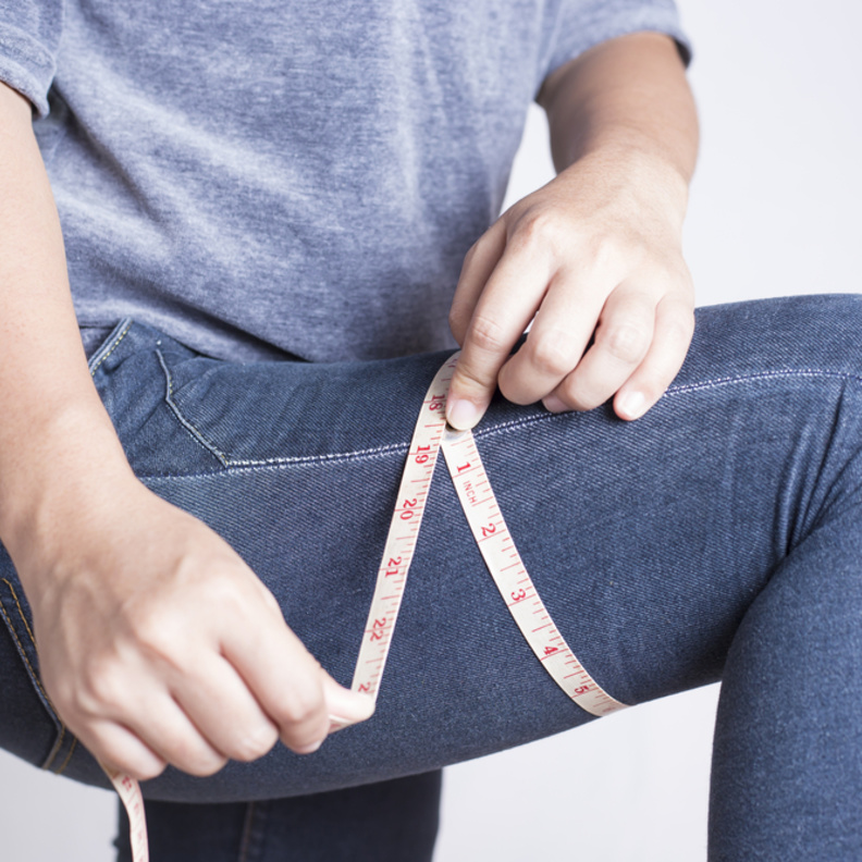 تخلصي من الجلد المترهل في الفخذين جراحياً أو من خلال تقنية الليزر