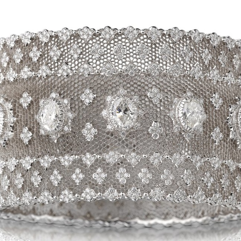 مودبلات اساور فاخرة من بوتشيلاتي Buccellati