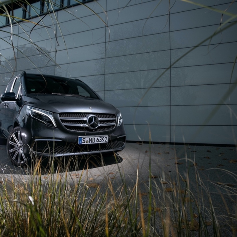 نظام صوتي بقوة 640 وات