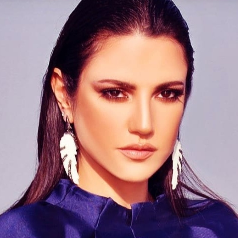 تسريحات شعر ومكياج درة