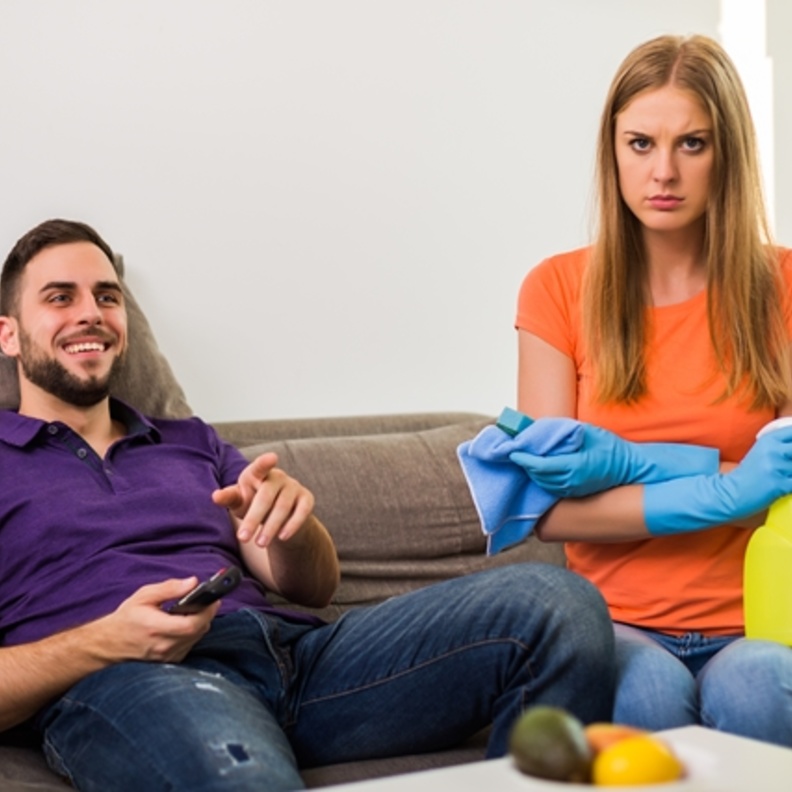 3 أبراج للرجال لا يساعدون زوجاتهم أبدا