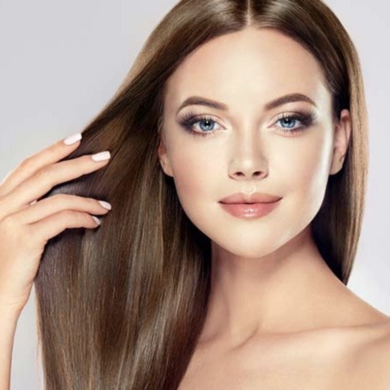 اعتني بشعرك في الصيف بخلطة خل التفاح لطلة مميزة