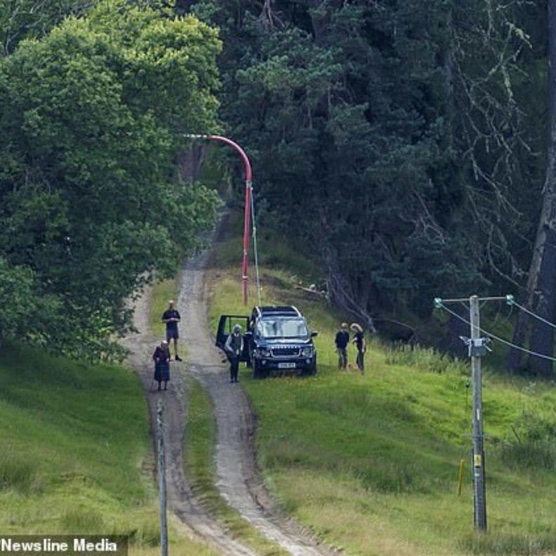 ملكة بريطانيا في قلعة بالمورال