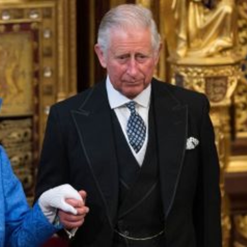  الأمير تشارلز يصل قلعة بالمورال