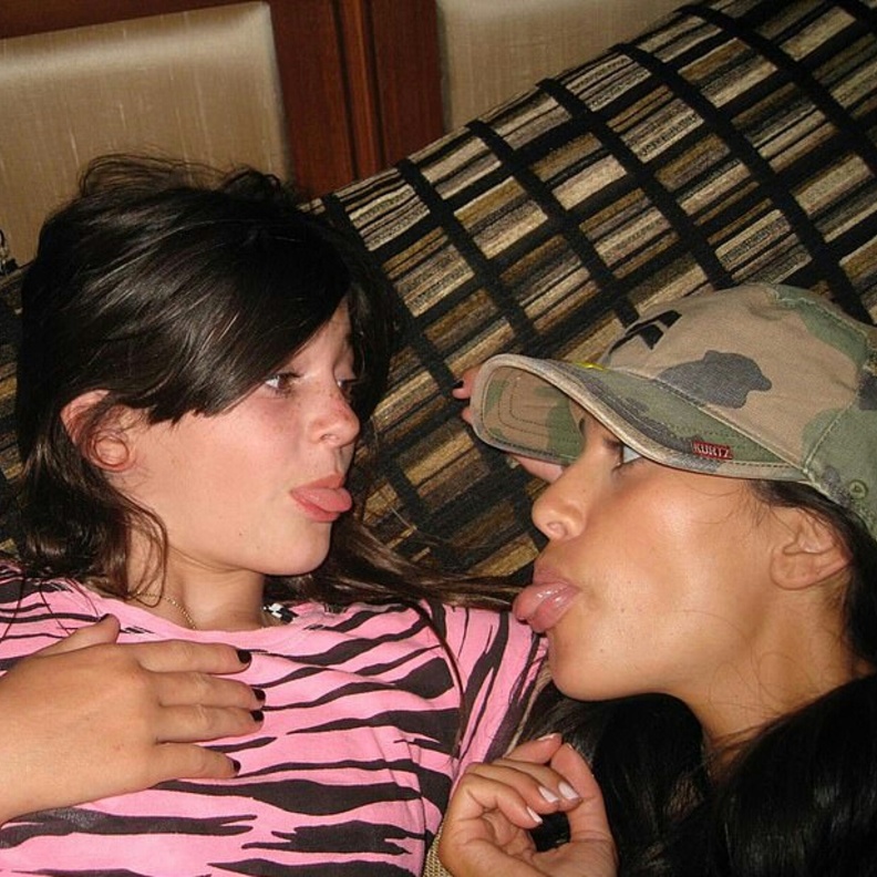 كايلي جينر و كيم كارداشيان 