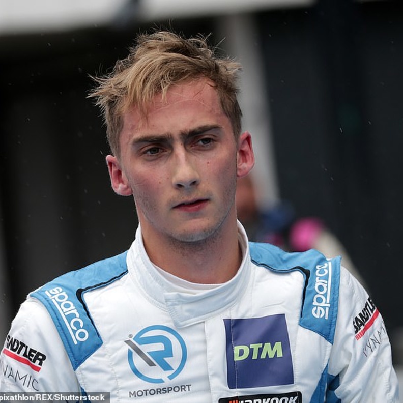 من سباق السيارات إلى عروض الأزياء.. الأنشطة المفضلة لأمراء سابقين في العائلات الملكية 