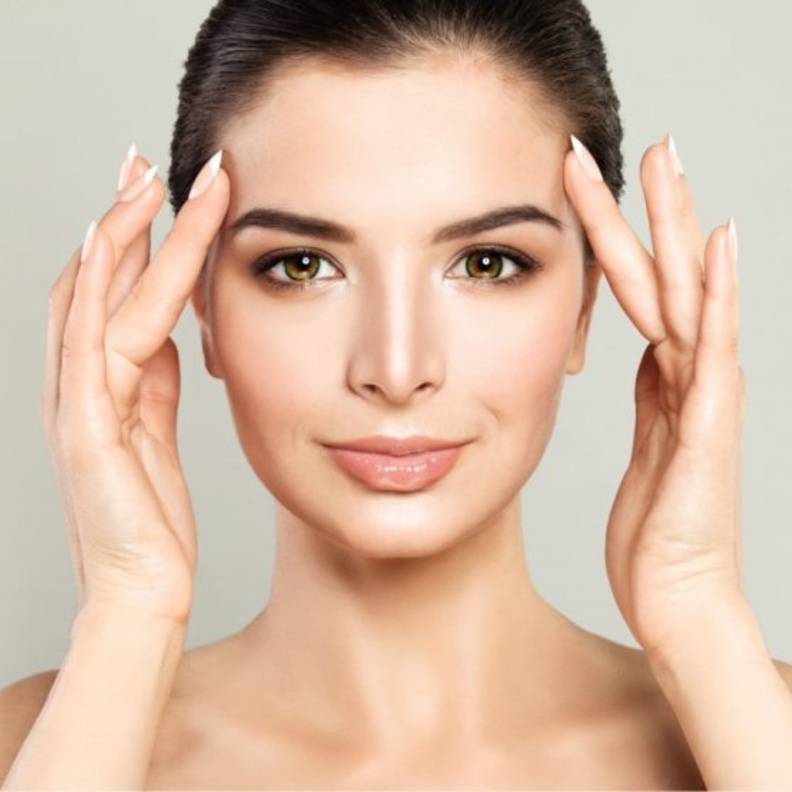 عمليات التجميل لمعالجة التجاعيد وعلامات الشيخوخة 