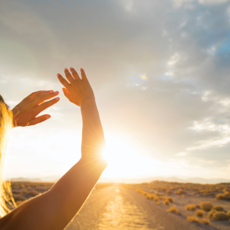 اعراض حساسية العين من الشمس وطرق علاجها