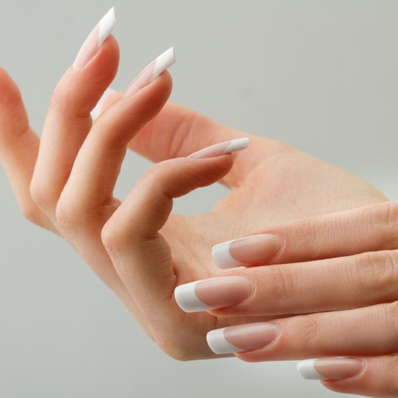  استخدمي عصير الليمونلتطويل أظافرك