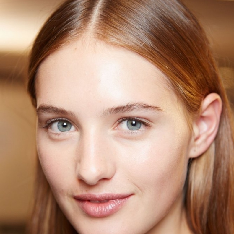 تعلمي طريقة تطبيق المكياج الطبيعي