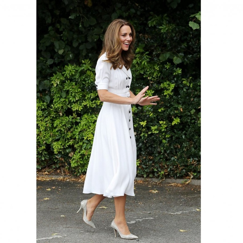 تنسيق القميص الفستان من ماركة Suzannah