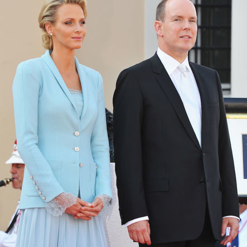 بالصور.. سيدات العائلات الملكية تتألق من علامة الأزياء الفرنسية شانيل "CHANEL "