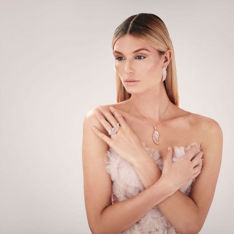  دار Garrard للمجوهرات تطرح إصداراً جديداً من مجموعة Wings Embrace