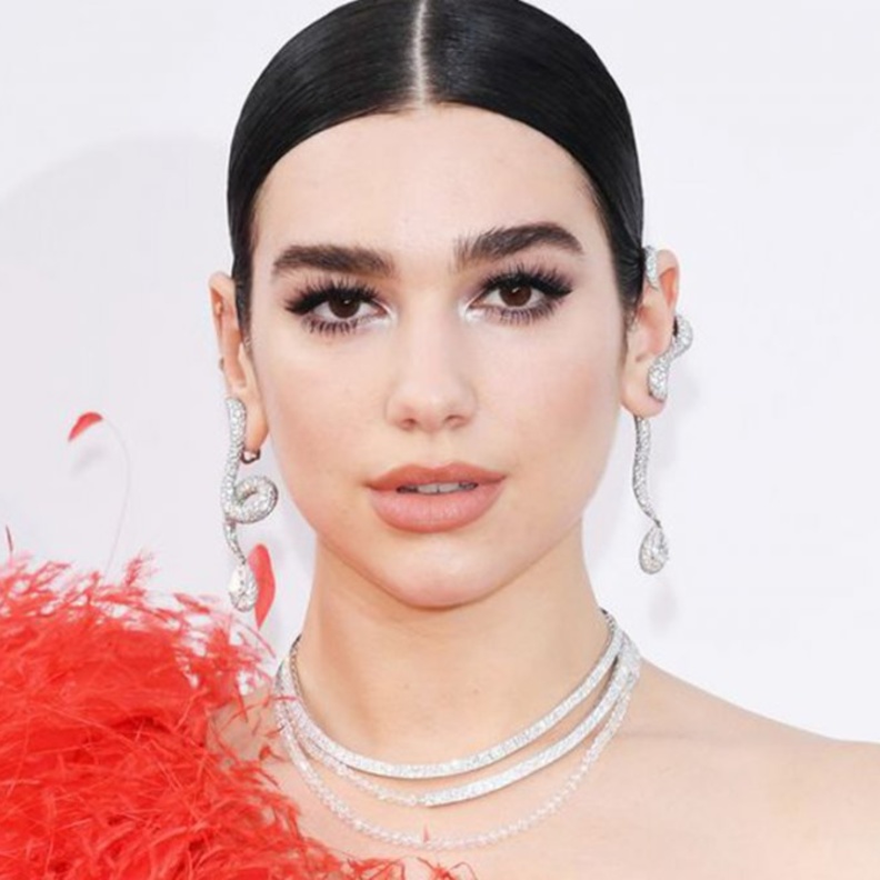 أروع إطلالات دوا ليبا الجمالية