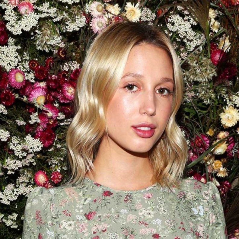 الأميرة ماريا أوليمبيا درست التصوير الفوتوغرافي وعملت كعارضة أزياء